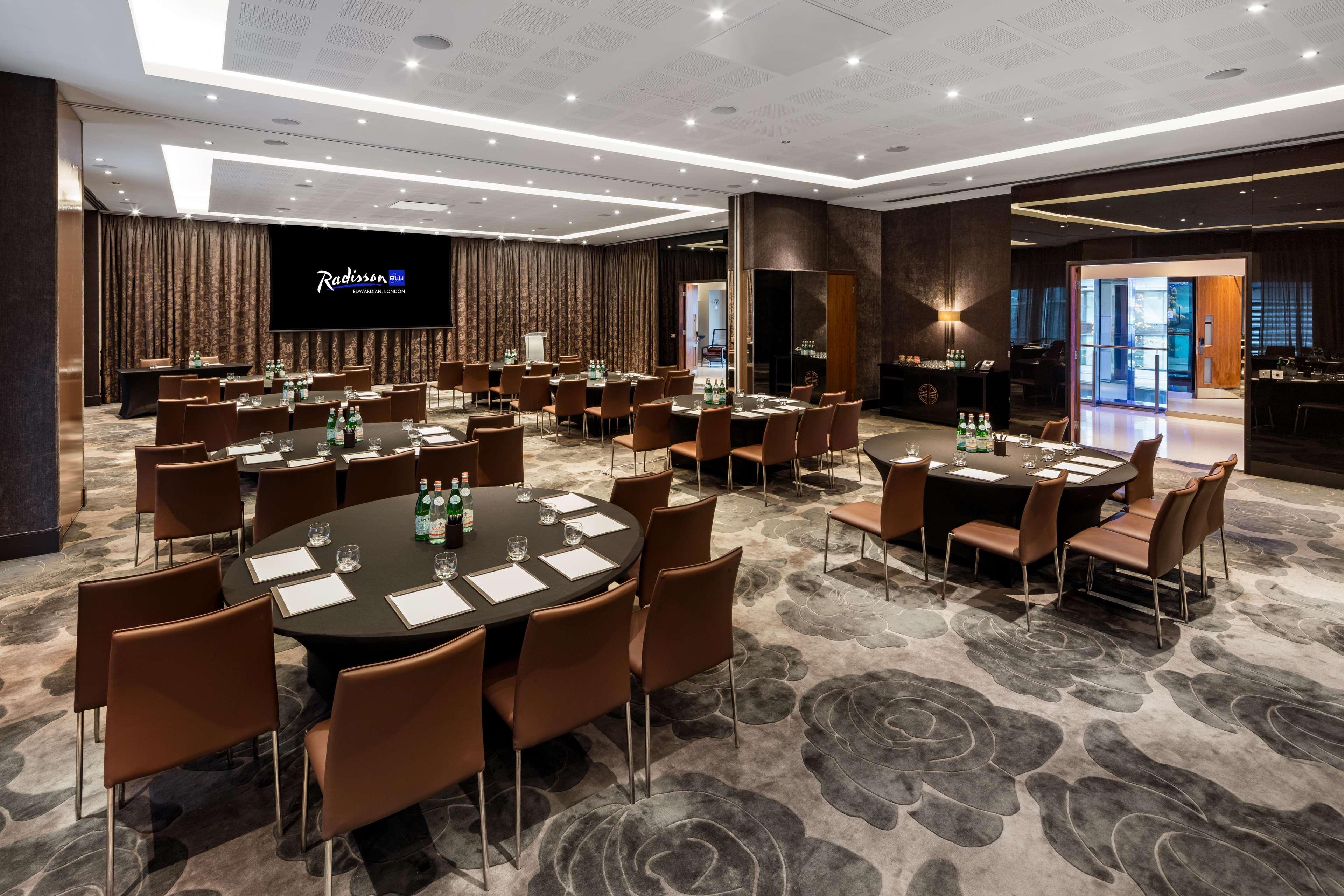 Radisson Blu Hotel, London Canary Wharf East Dış mekan fotoğraf
