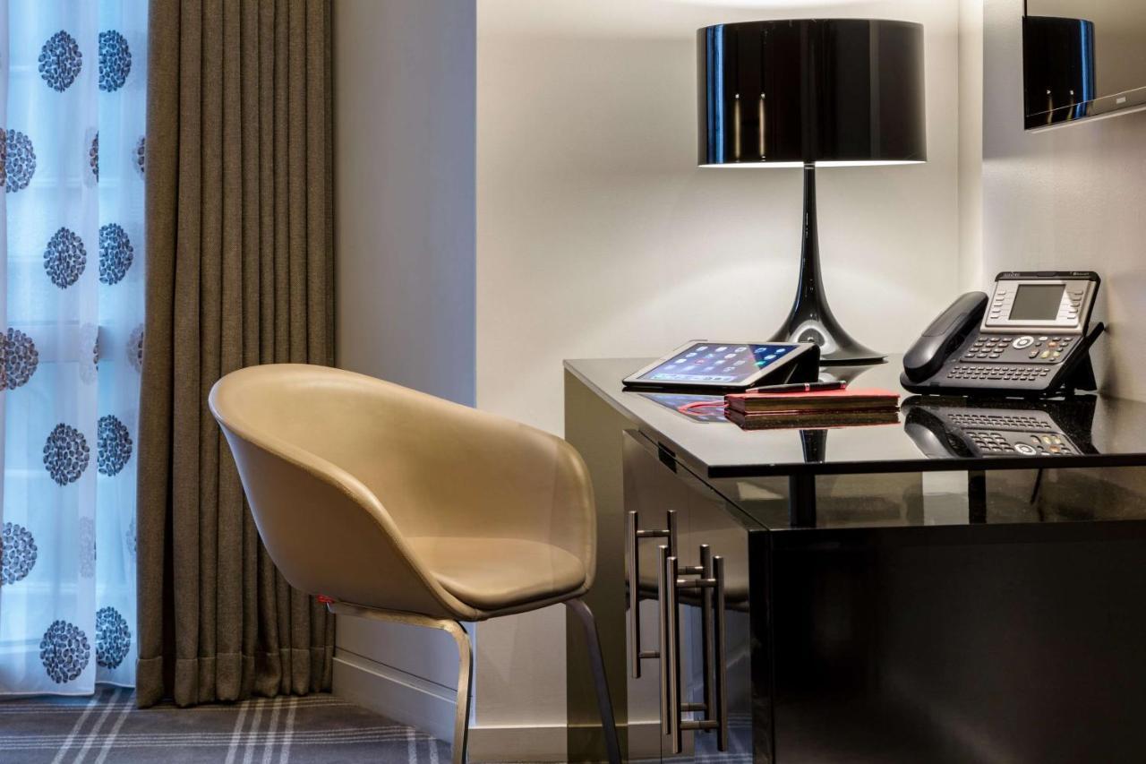 Radisson Blu Hotel, London Canary Wharf East Dış mekan fotoğraf